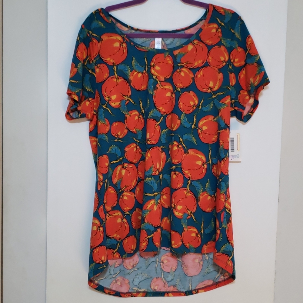 NWT LuLaRoe Classic T